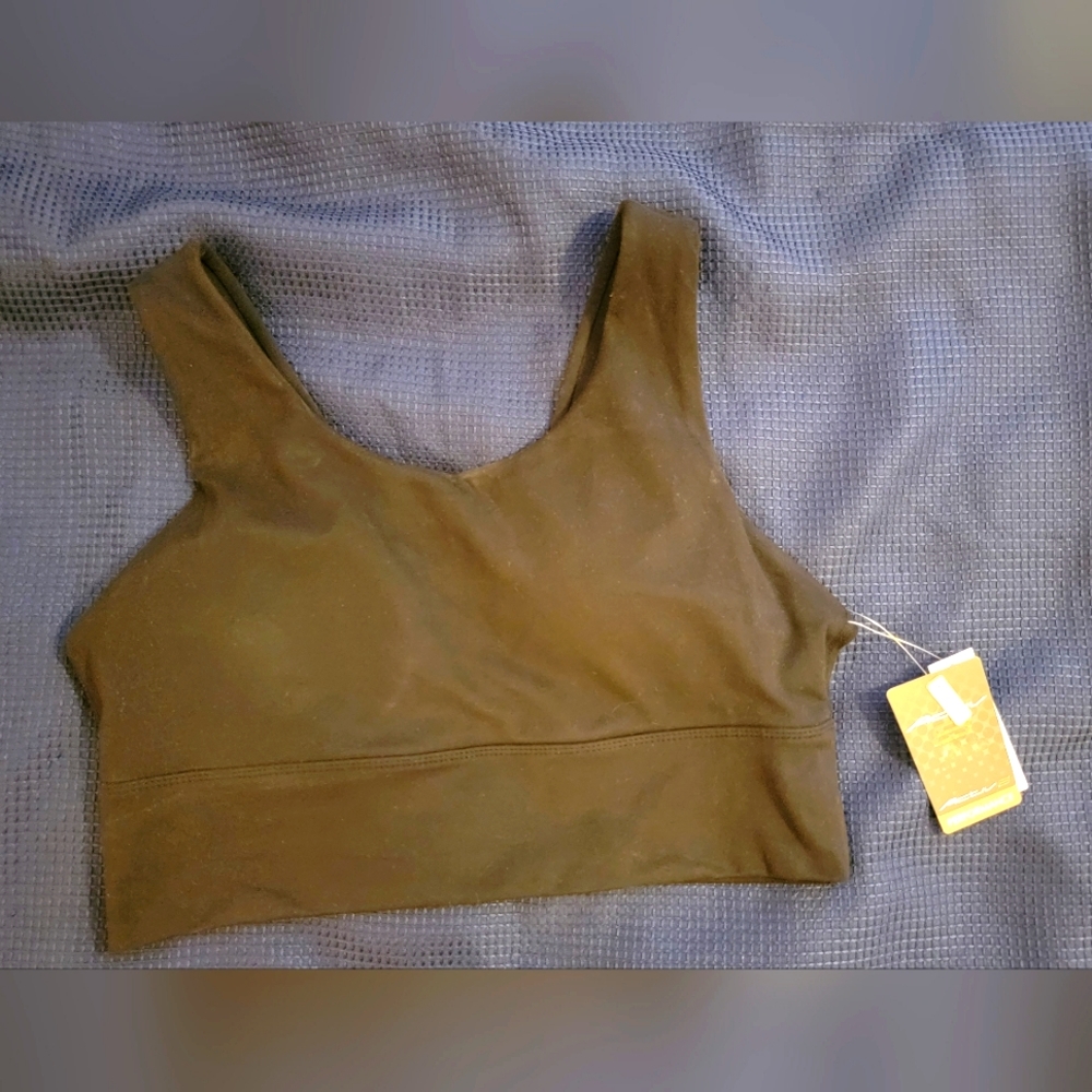 Black sports bra NWT
